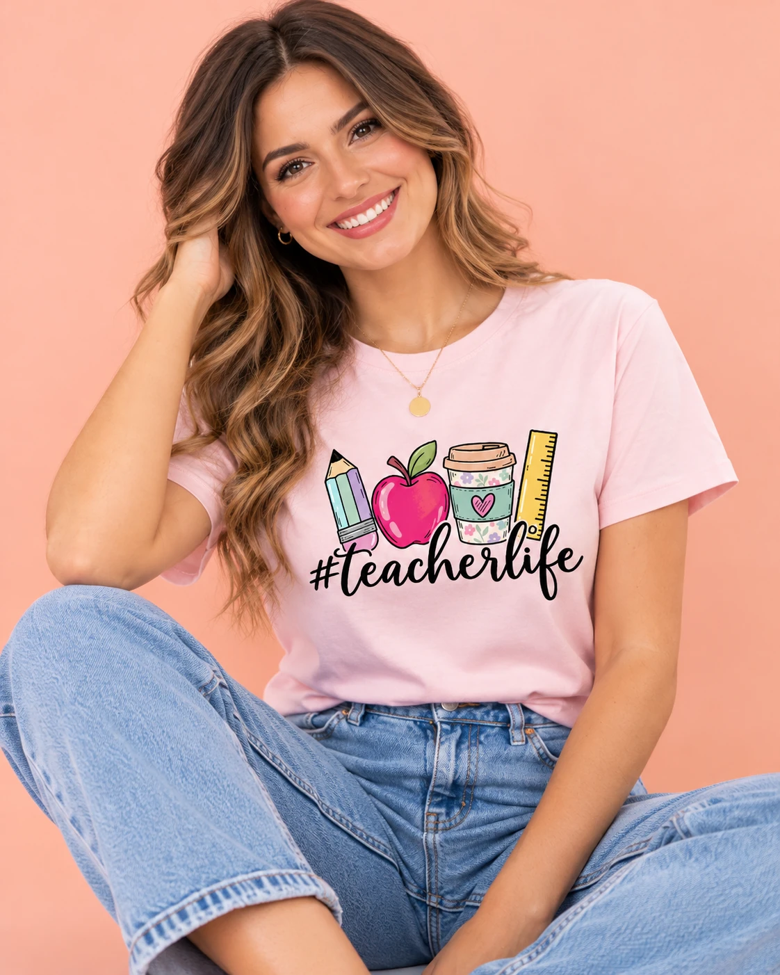 Camiseta Rosa #TeacherLife para Maestras - Image 3